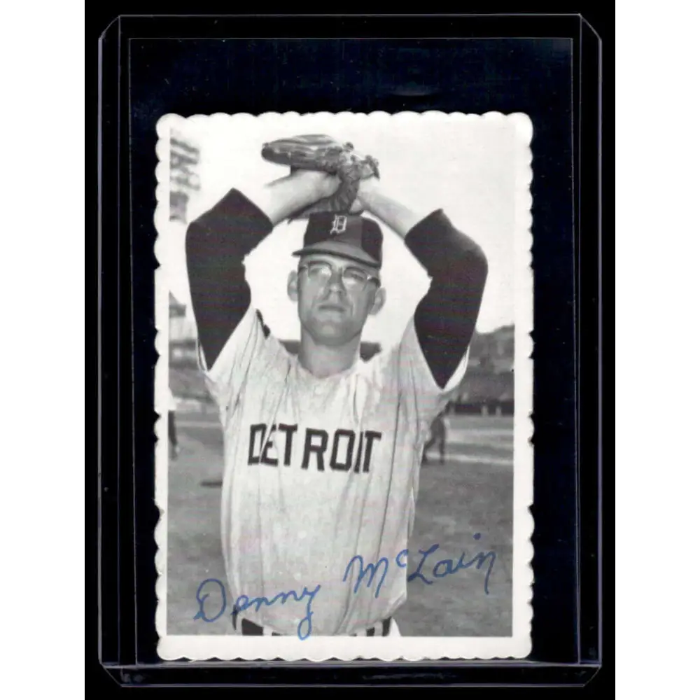 1969 Topps Deckle Edge #8 Denny McLain EX Detroit Tigers Baseball Card Image 1