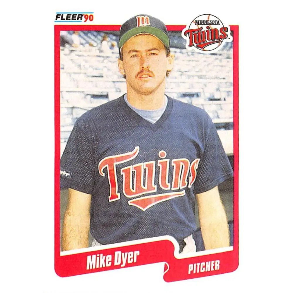 1990 Fleer #372 Mike Dyer NM-MT RC Rookie Minnesota Twins Baseball Card Image 1