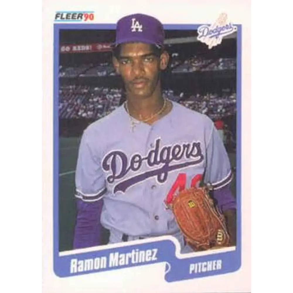 1990 Fleer #402 Ramon Martinez NM-MT Los Angeles Dodgers Baseball Card Image 1
