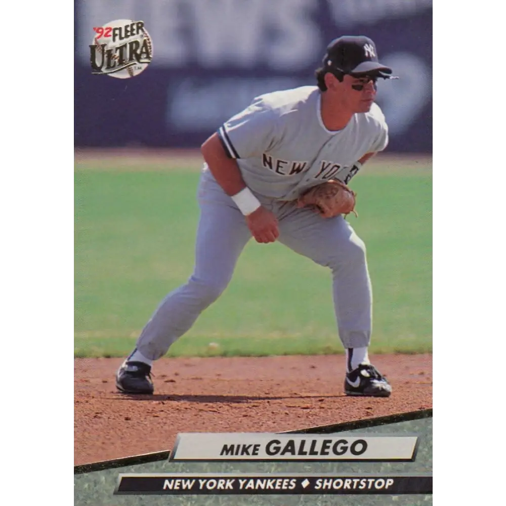 1992 Fleer Ultra #406 Mike Gallego NM-MT New York Yankees Baseball Card Image 1