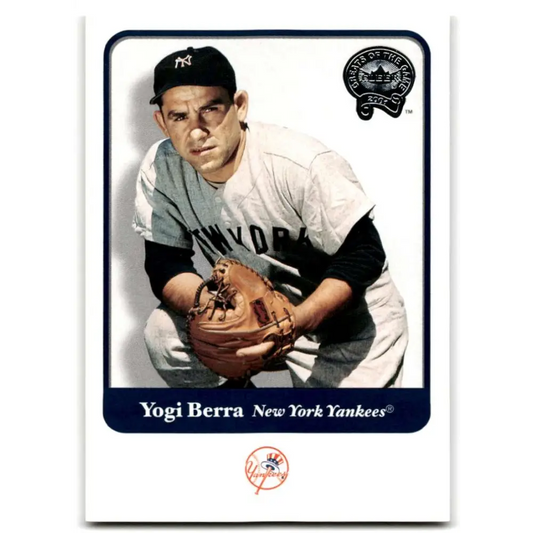 1992 Pinnacle #10 Ryne Sandberg EX Chicago Cubs Baseball Card Image 1