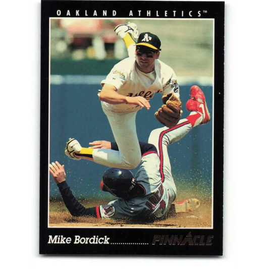 1993 Pinnacle #85 Mike Bordick NM-MT Oakland Athletics Baseball Card Image 1