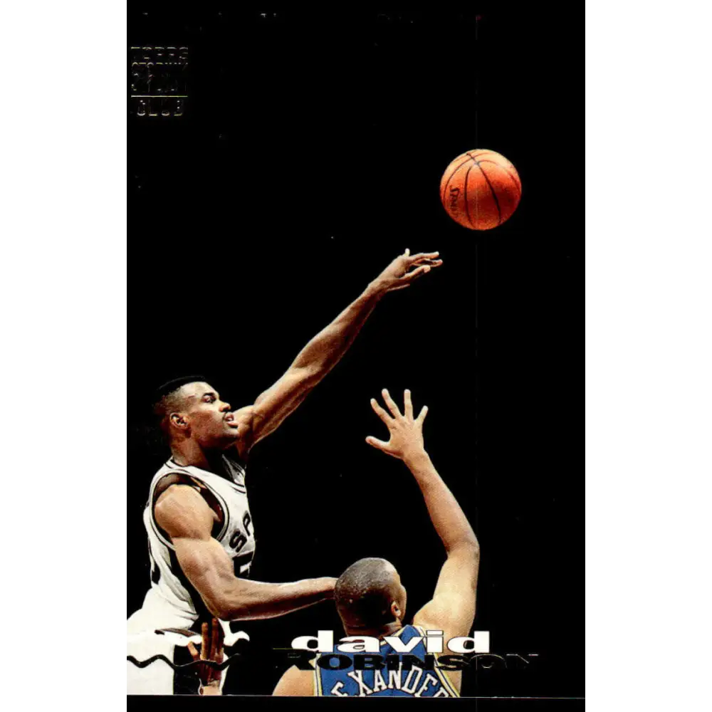 1993 Stadium Club #328 David Robinson NM/MT San Antonio Spurs Basketball Card Image 1