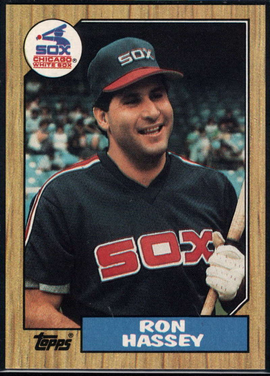 1987 Topps #667 Ron Hassey EX Excellent Chicago White Sox Baseball Card  Image 1